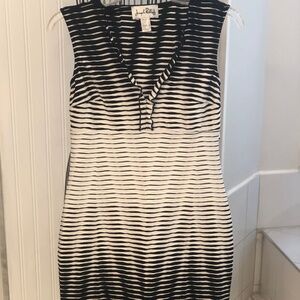 NWT Joseph Ribkoff Stretch Medium Black and White Classic Dress